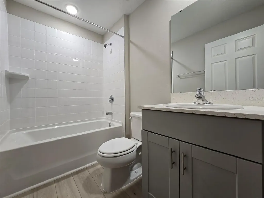 2441 Oakwood Lane Davenport FL 33837