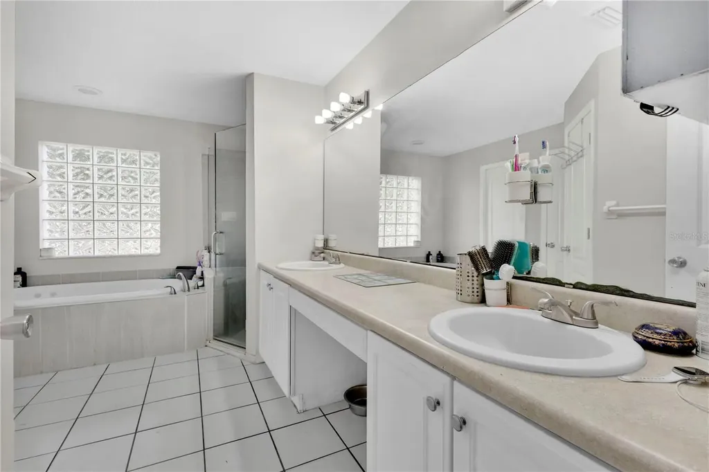 623 Oakpark Loop Davenport FL 33837