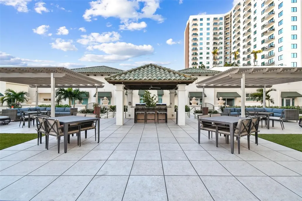 450 Knights Run Avenue Tampa FL 33602