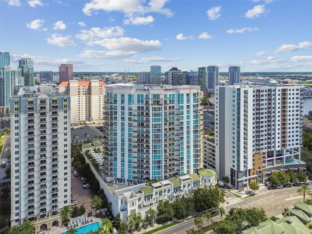 450 Knights Run Avenue Tampa FL 33602