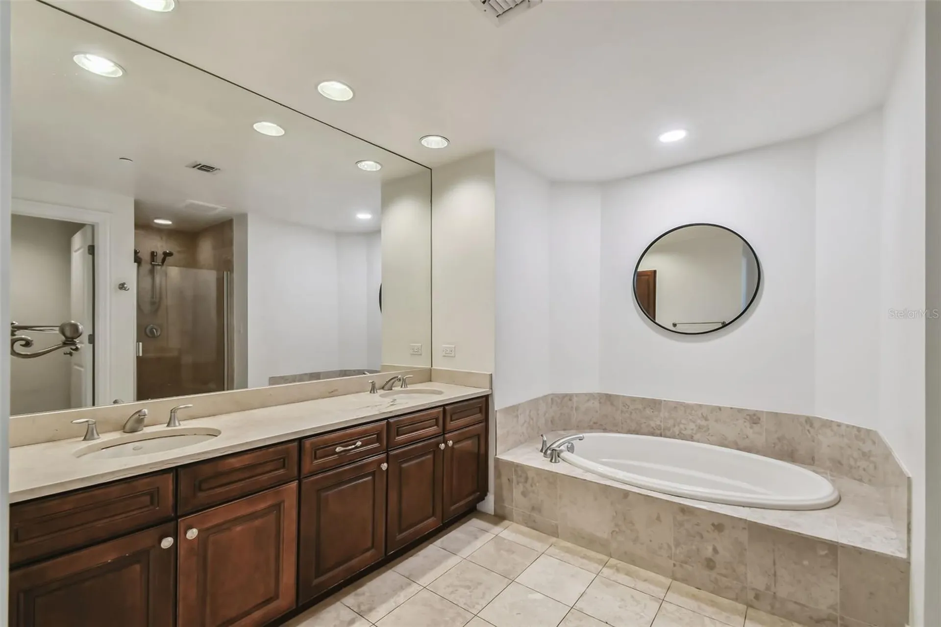 450 Knights Run Avenue Tampa FL 33602