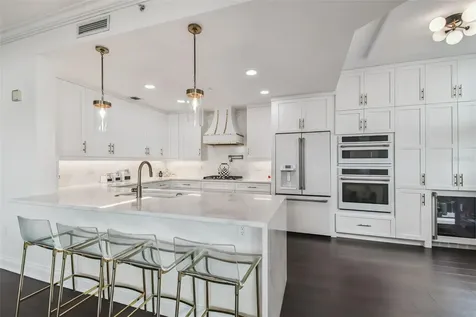 450 Knights Run Avenue Tampa FL 33602