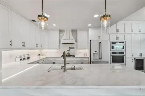 450 Knights Run Avenue Tampa FL 33602