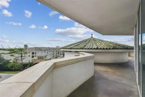 450 Knights Run Avenue Tampa FL 33602