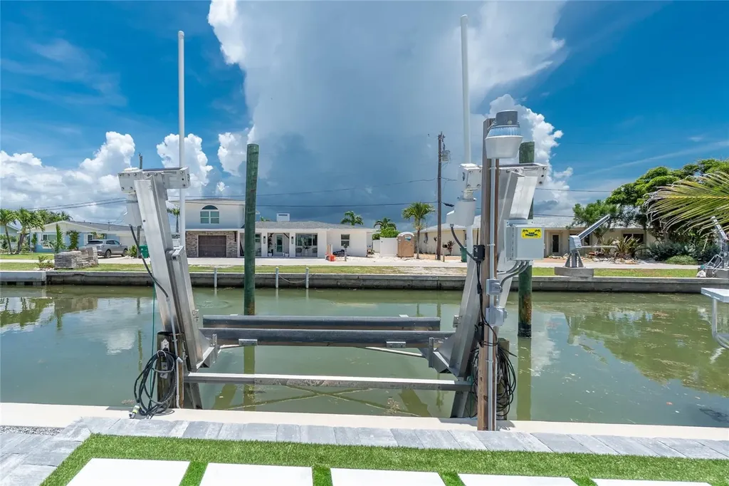 1265 Holiday Drive Englewood FL 34223