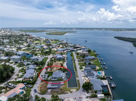 1265 Holiday Drive Englewood FL 34223