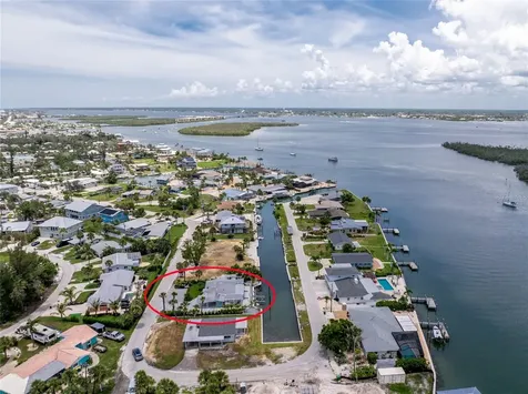 1265 Holiday Drive Englewood FL 34223