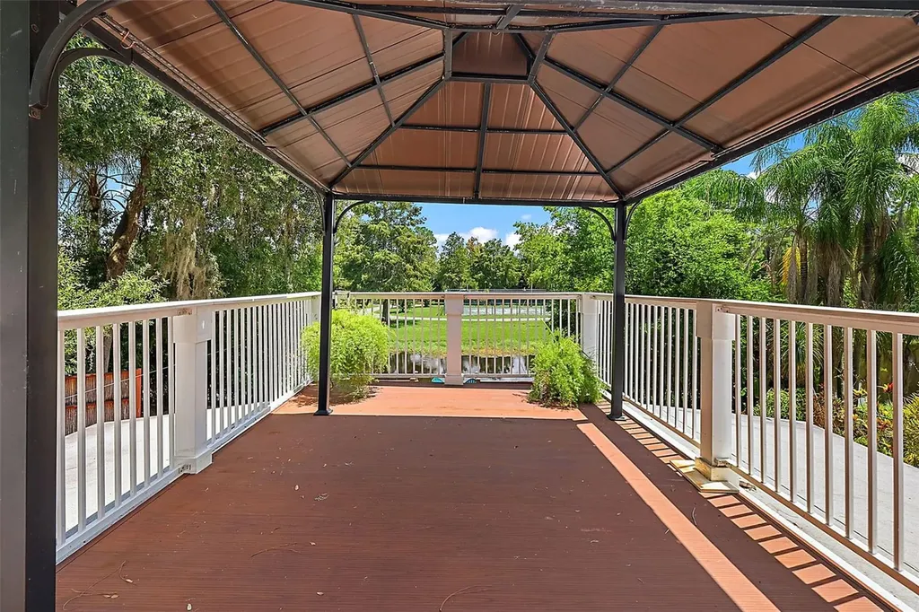507 Lakeshore Drive Eustis FL 32726