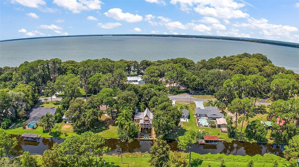 507 Lakeshore Drive Eustis FL 32726