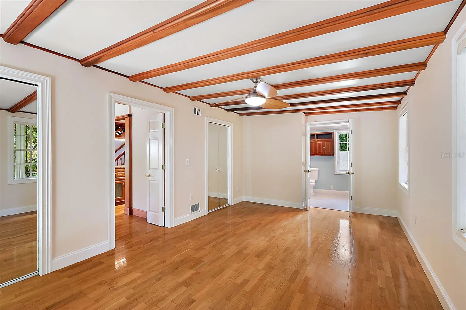 507 Lakeshore Drive Eustis FL 32726