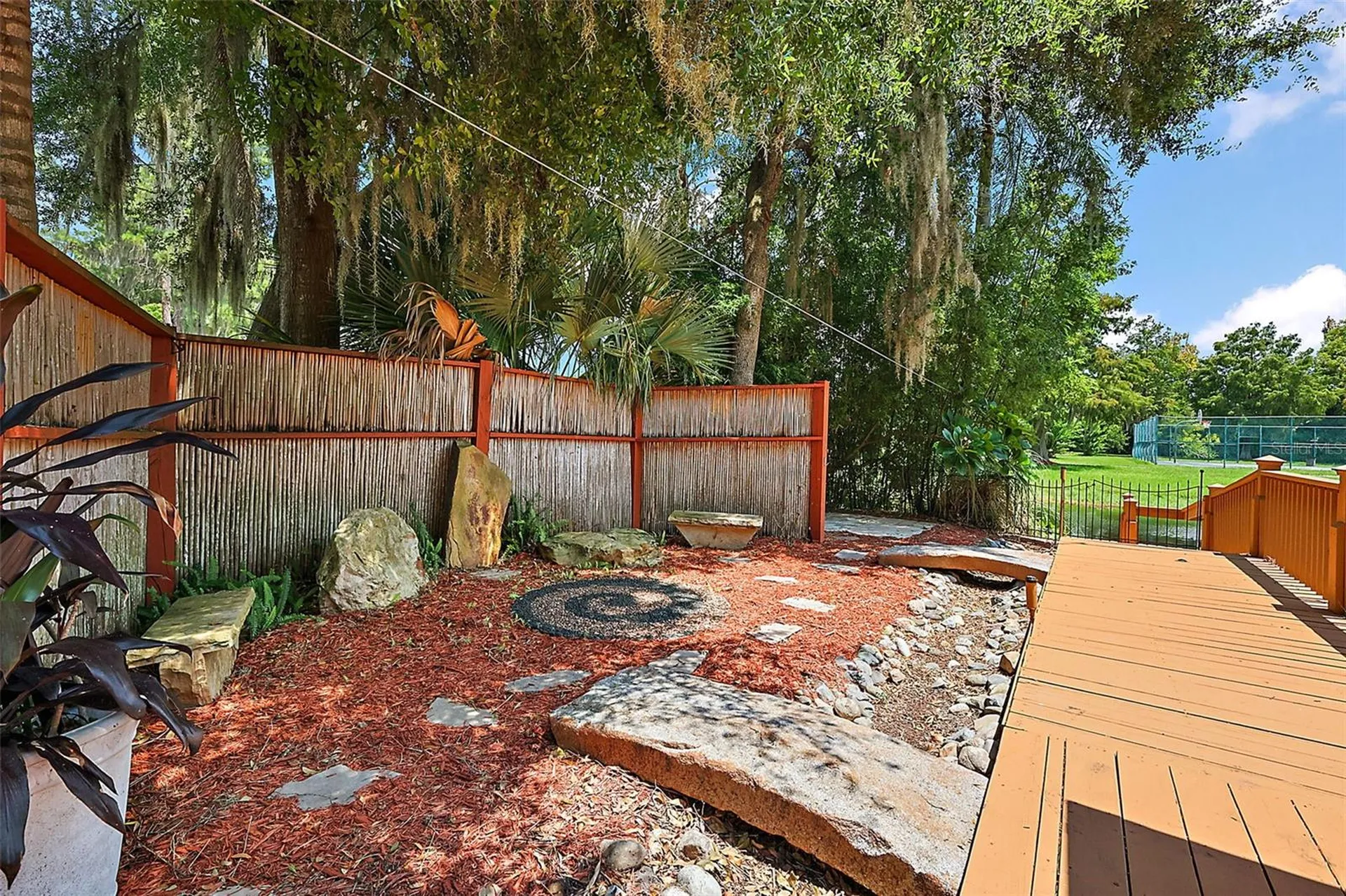 507 Lakeshore Drive Eustis FL 32726
