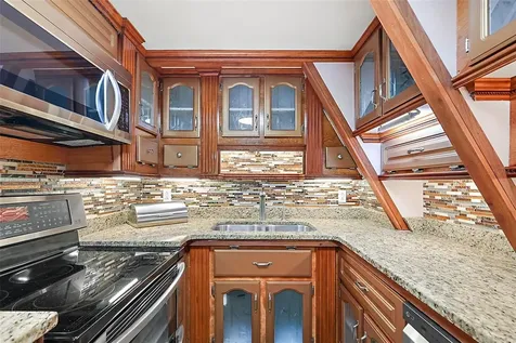 507 Lakeshore Drive Eustis FL 32726