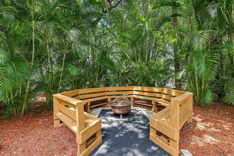 507 Lakeshore Drive Eustis FL 32726