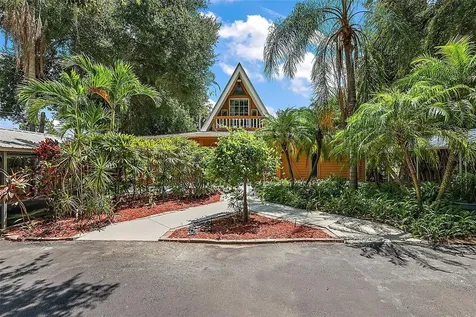 507 Lakeshore Drive Eustis FL 32726