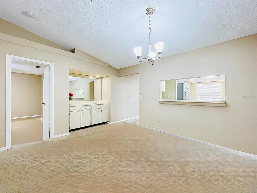 2020 Lakeview Drive Clearwater FL 33763