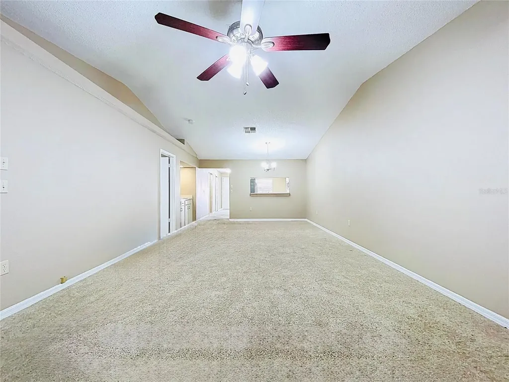 2020 Lakeview Drive Clearwater FL 33763