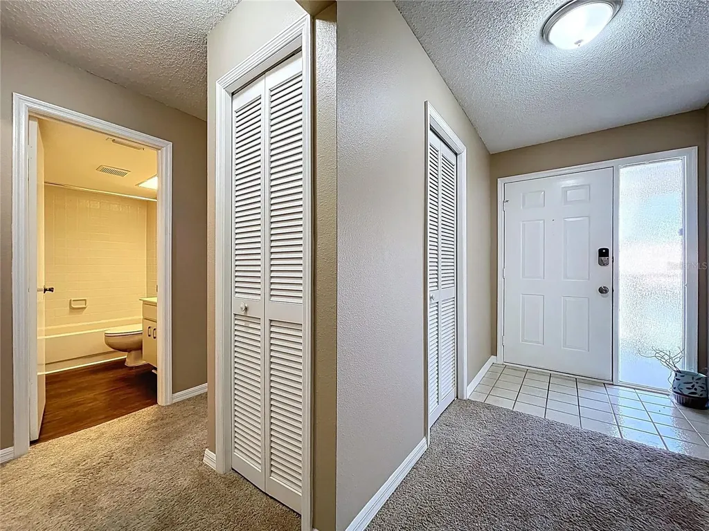 2020 Lakeview Drive Clearwater FL 33763