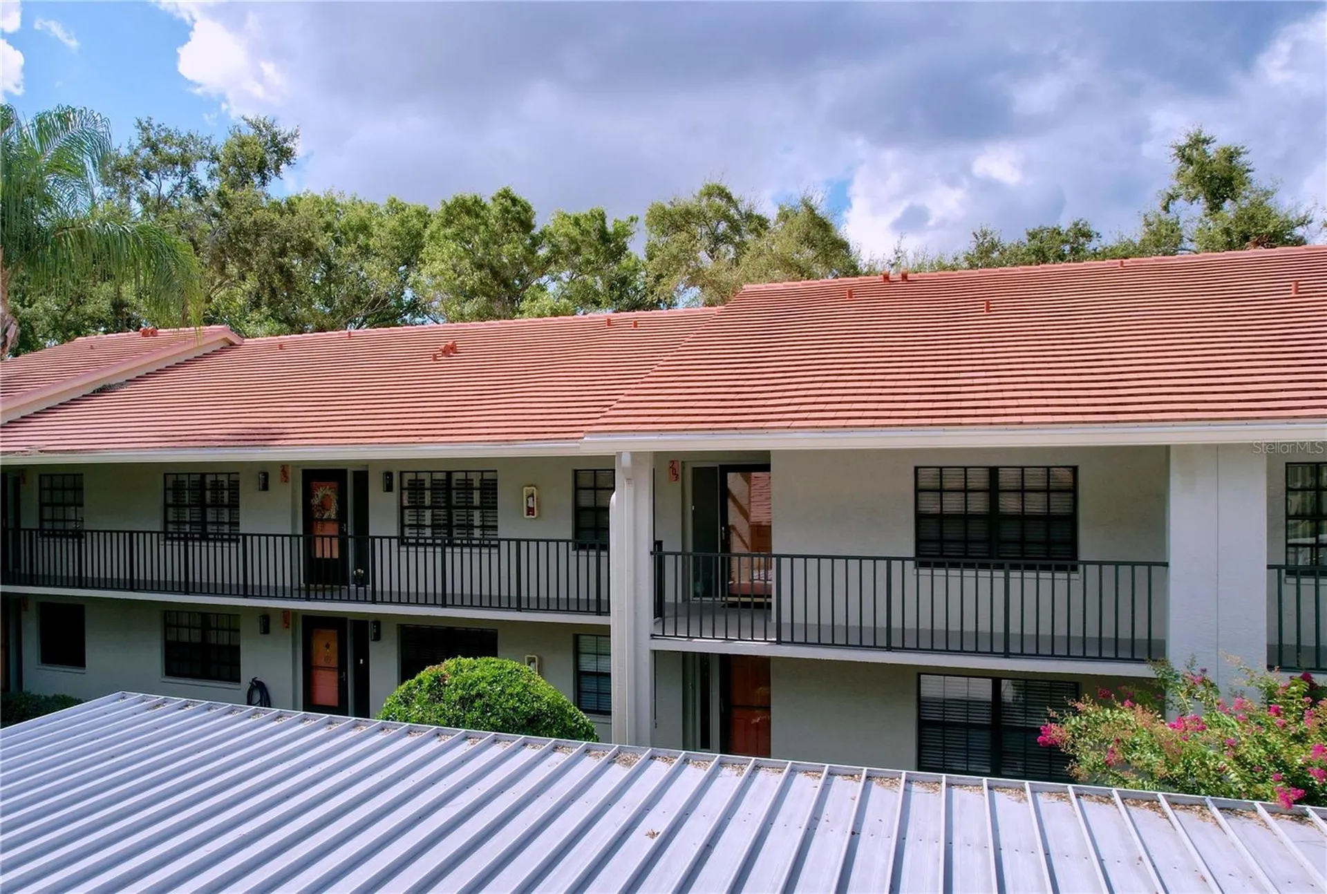 2020 Lakeview Drive Clearwater FL 33763