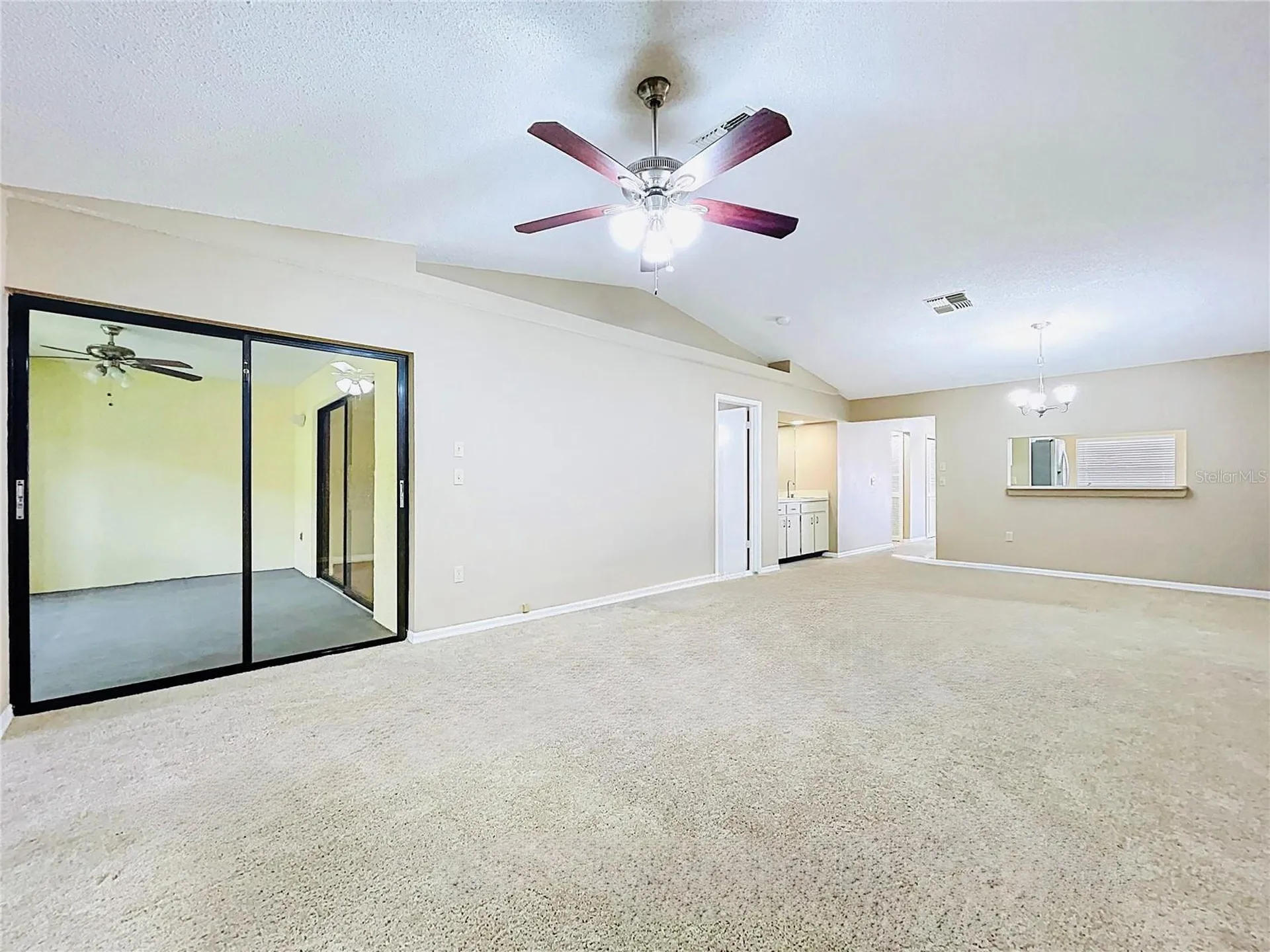 2020 Lakeview Drive Clearwater FL 33763