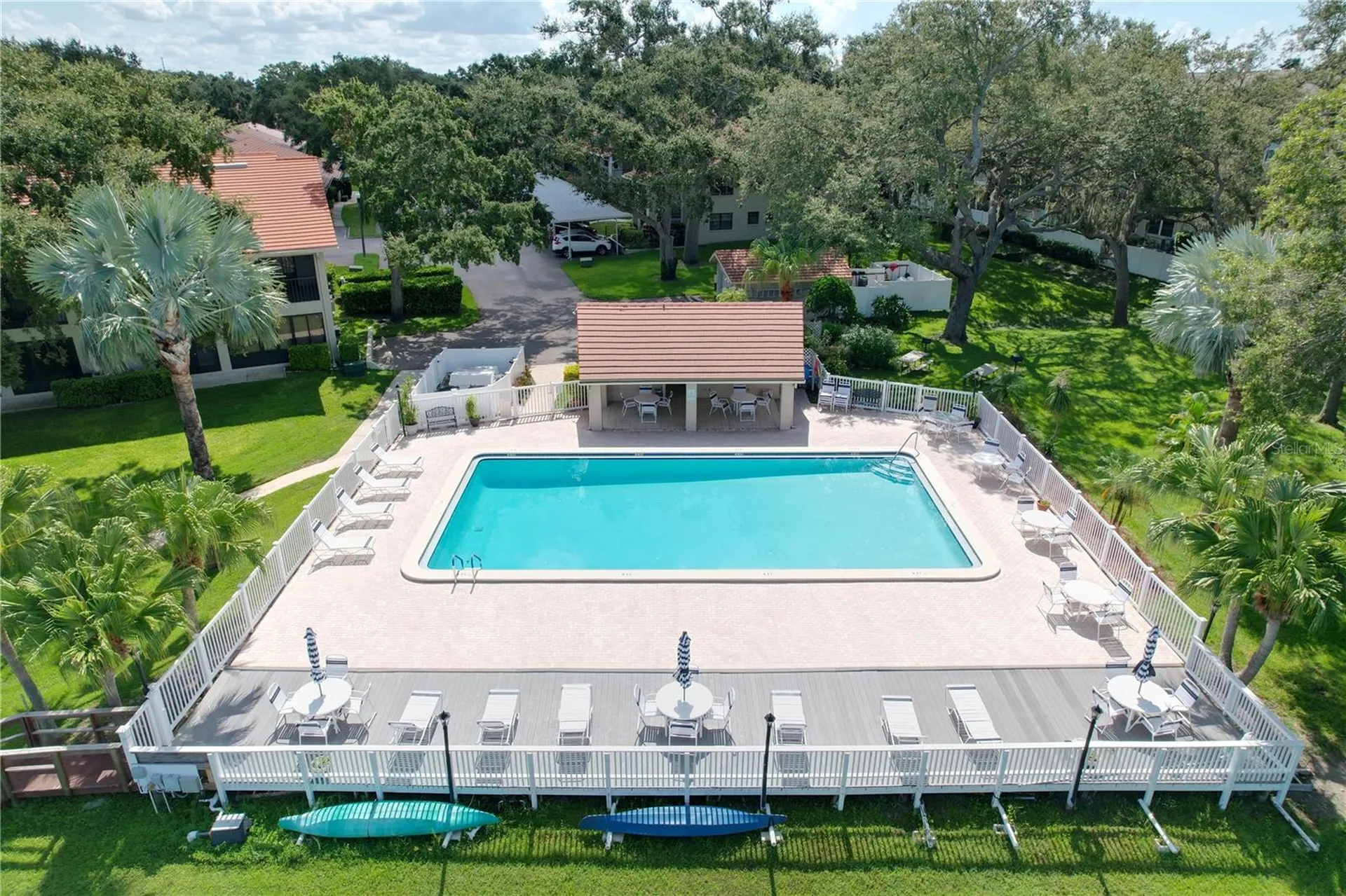 2020 Lakeview Drive Clearwater FL 33763
