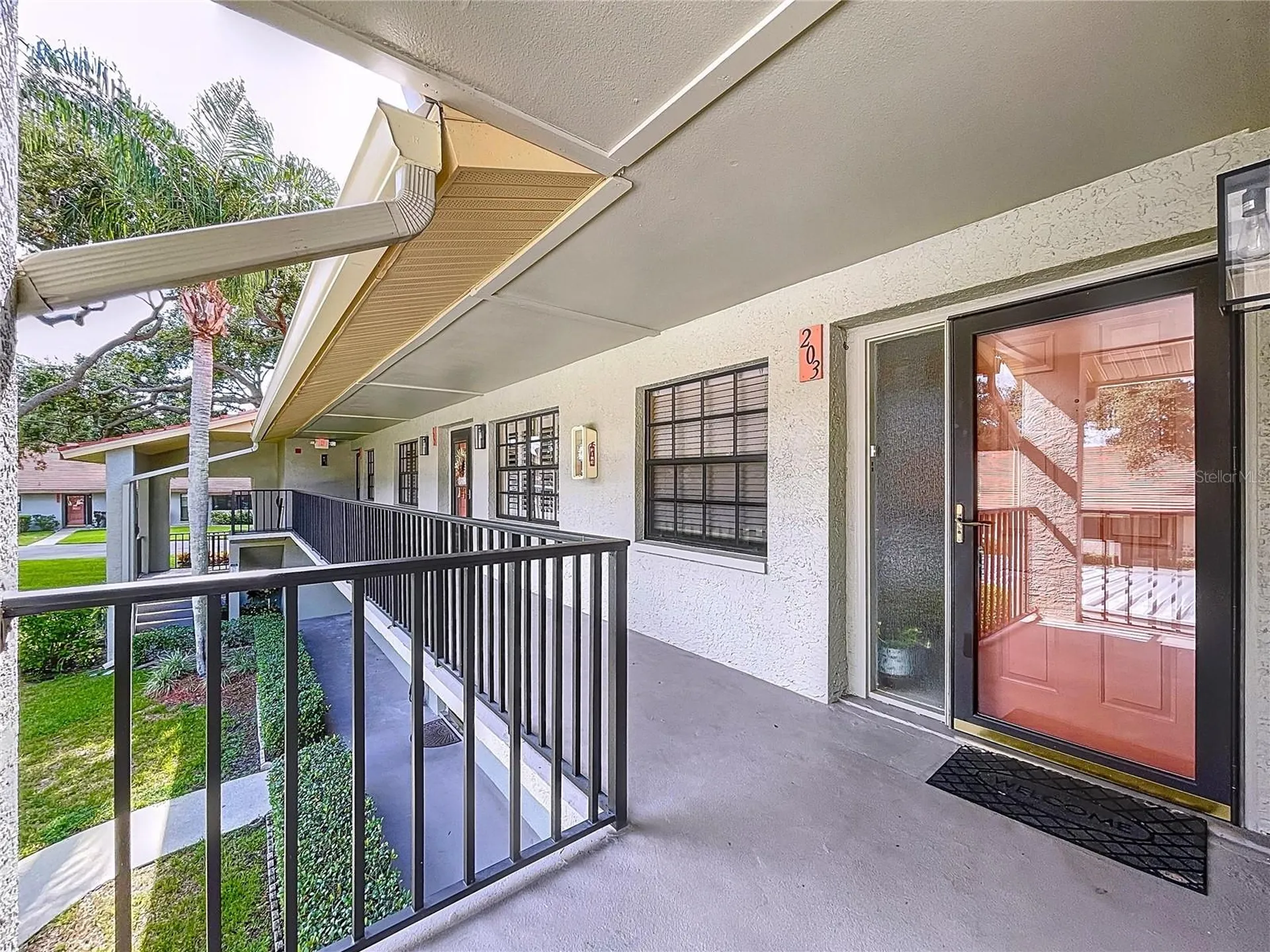 2020 Lakeview Drive Clearwater FL 33763