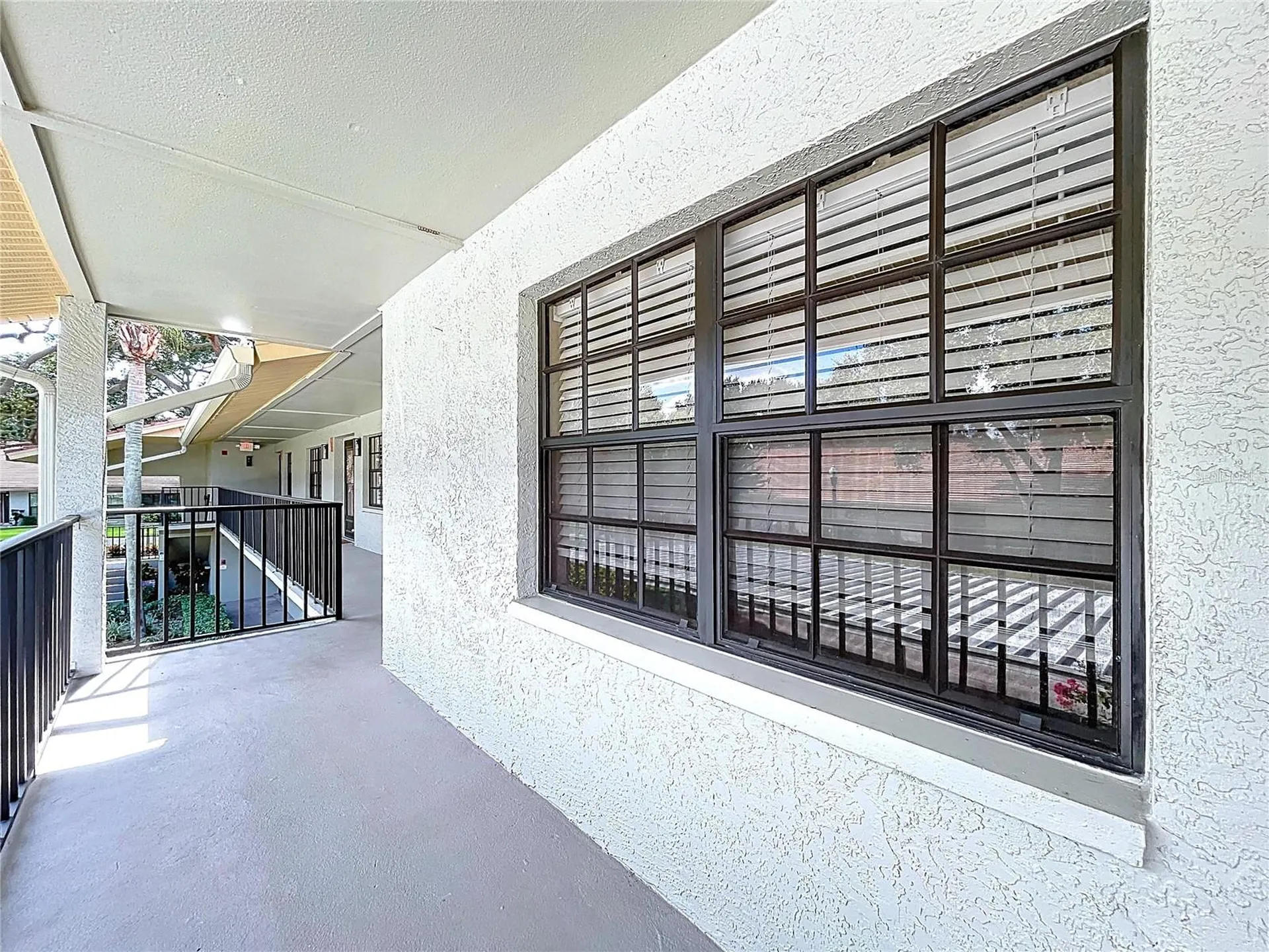 2020 Lakeview Drive Clearwater FL 33763
