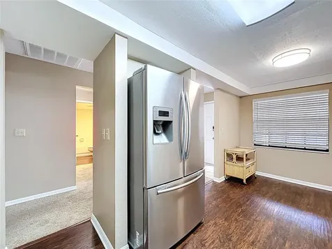 2020 Lakeview Drive Clearwater FL 33763