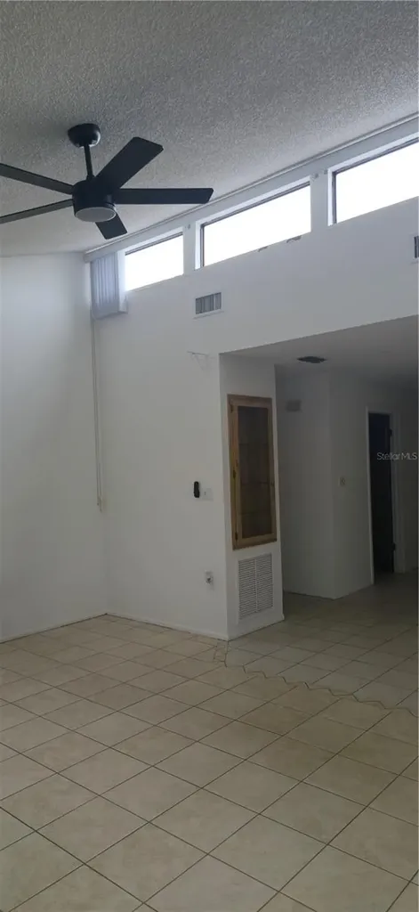 2214 Oak Wind Drive Holiday FL 34691