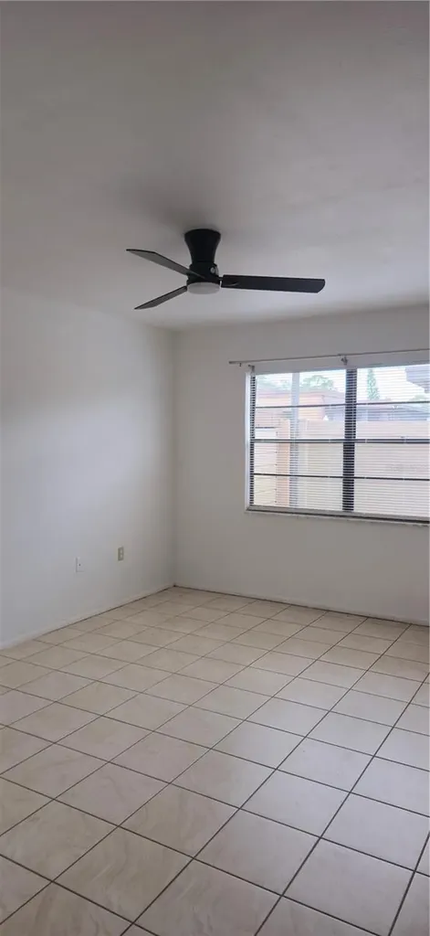 2214 Oak Wind Drive Holiday FL 34691