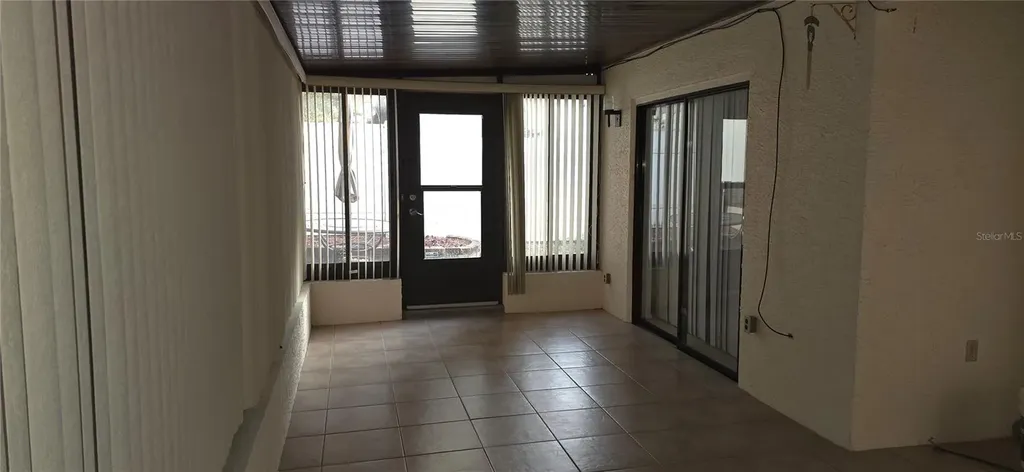 2214 Oak Wind Drive Holiday FL 34691