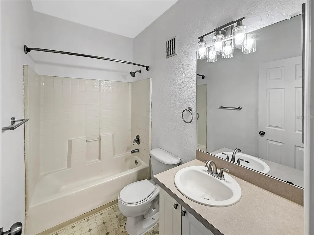 860 Grand Regency Point Altamonte Springs FL 32714