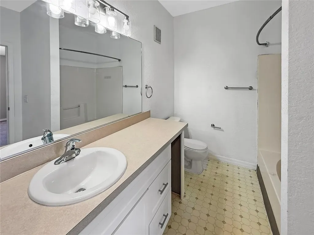 860 Grand Regency Point Altamonte Springs FL 32714