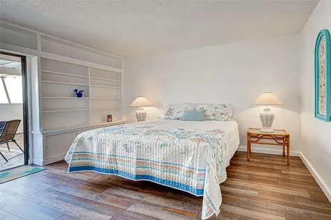 658 Bird Bay Circle Venice FL 34285