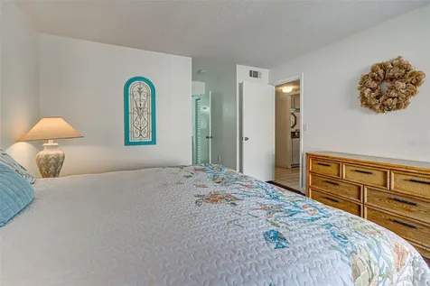 658 Bird Bay Circle Venice FL 34285