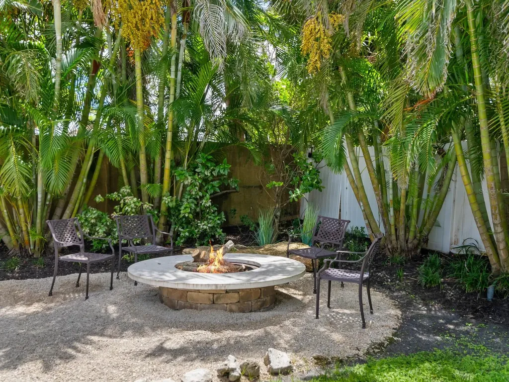 1760 Arlington Street Sarasota FL 34239