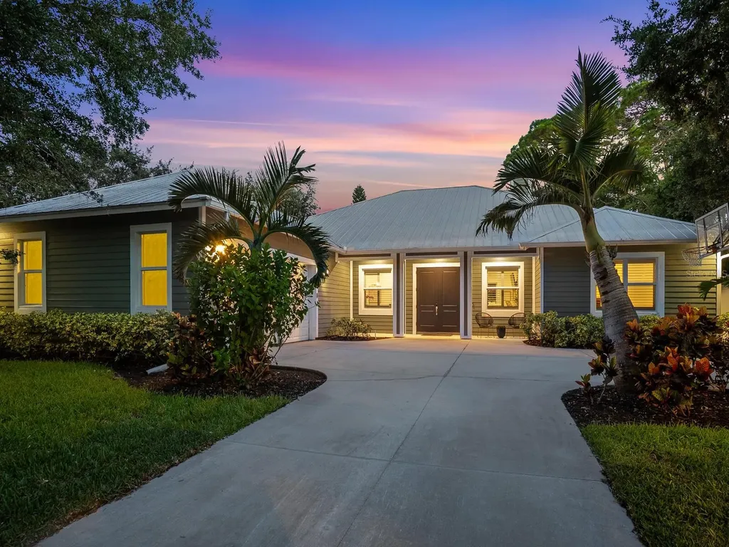 1760 Arlington Street Sarasota FL 34239