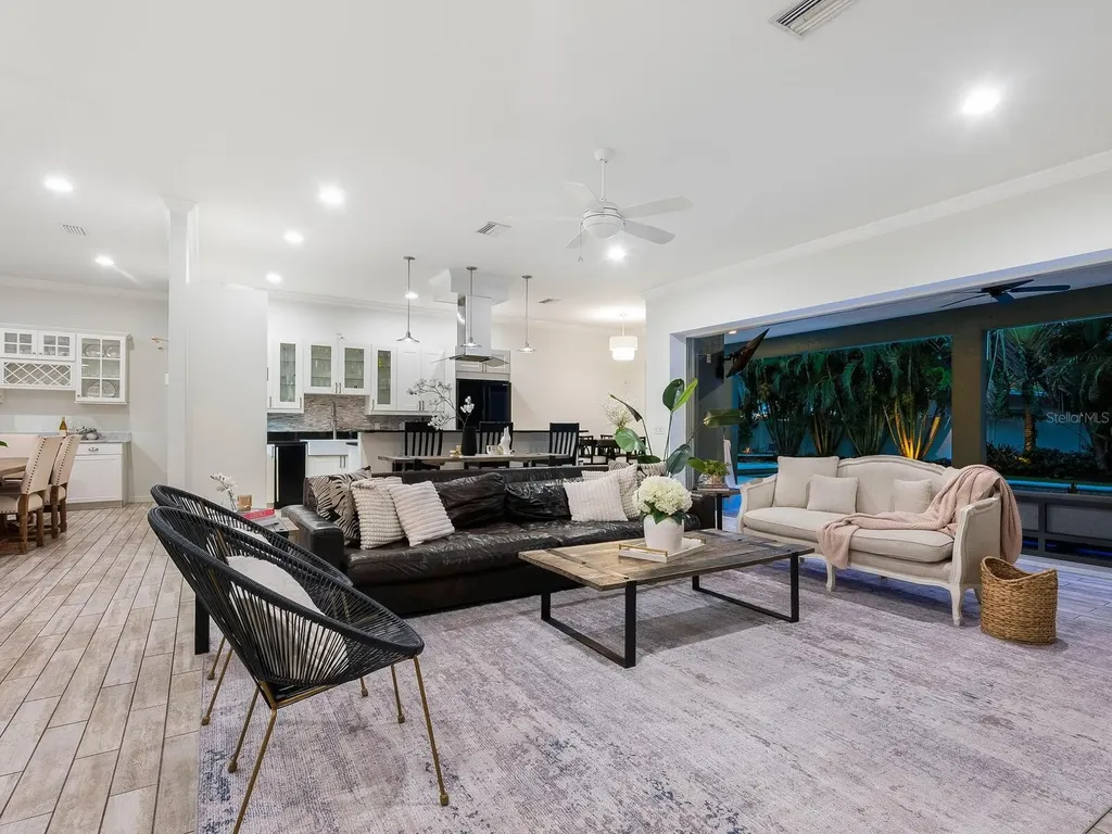 1760 Arlington Street Sarasota FL 34239