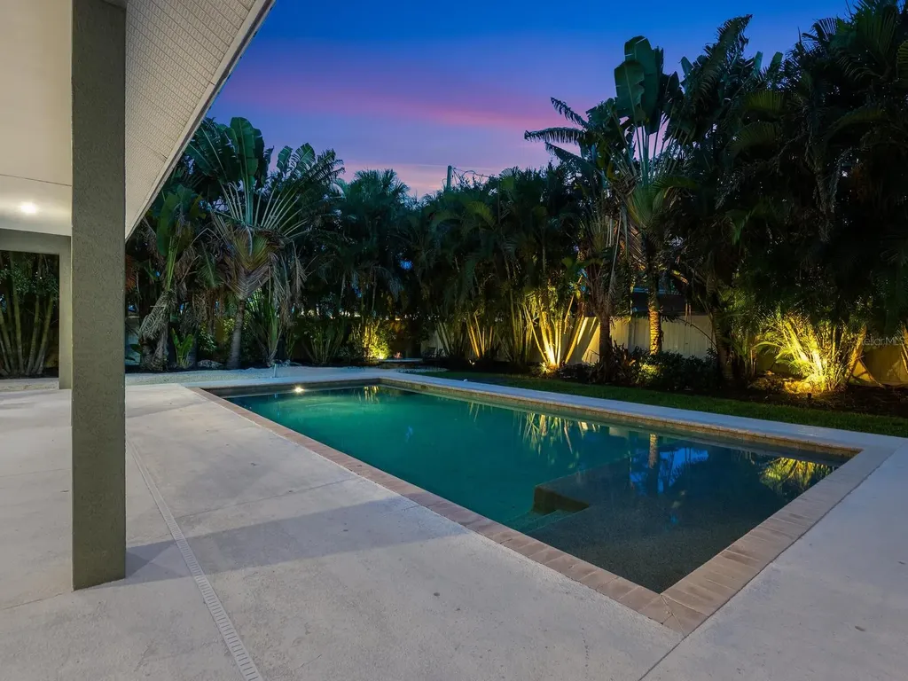 1760 Arlington Street Sarasota FL 34239