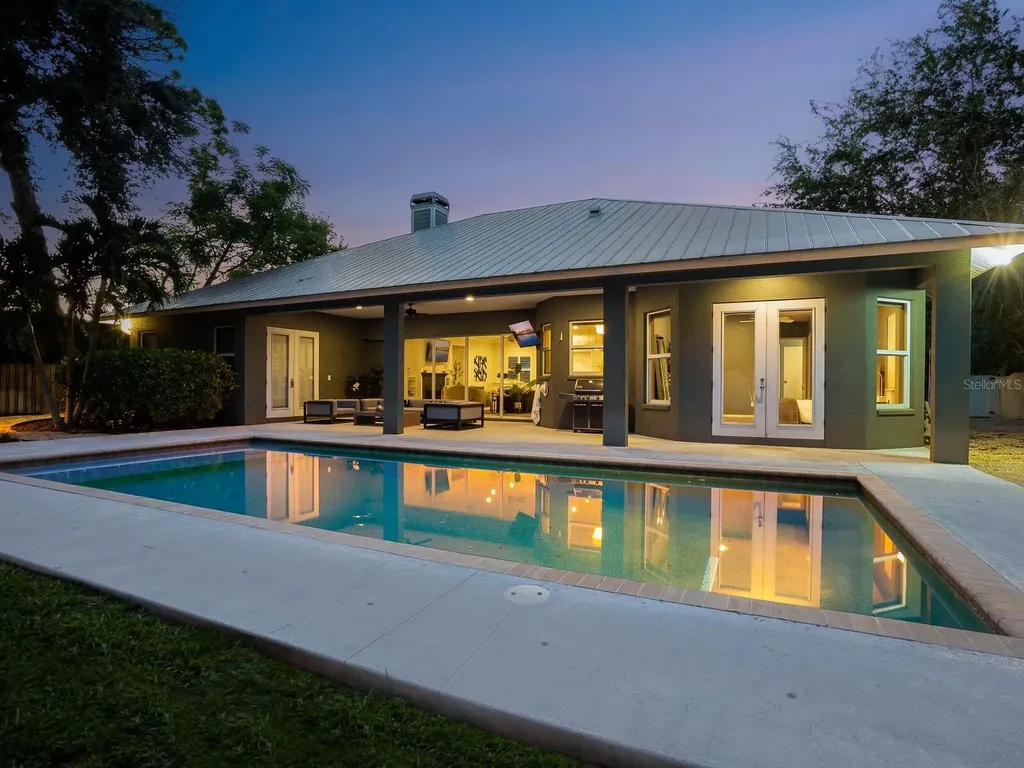 1760 Arlington Street Sarasota FL 34239