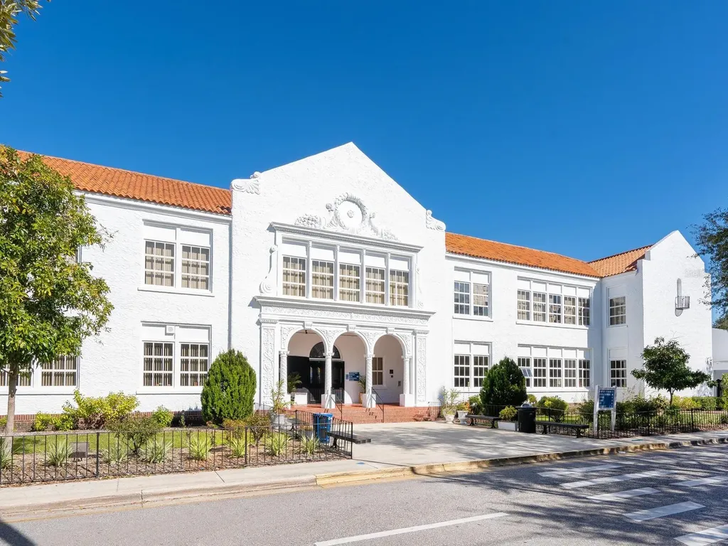 1760 Arlington Street Sarasota FL 34239