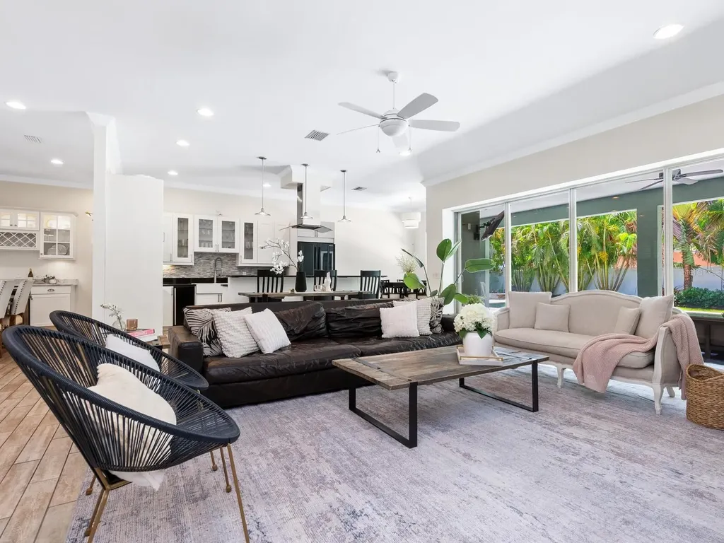 1760 Arlington Street Sarasota FL 34239