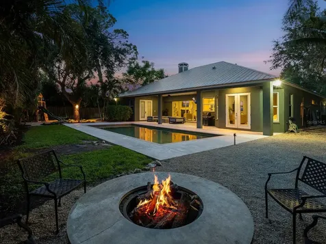 1760 Arlington Street Sarasota FL 34239