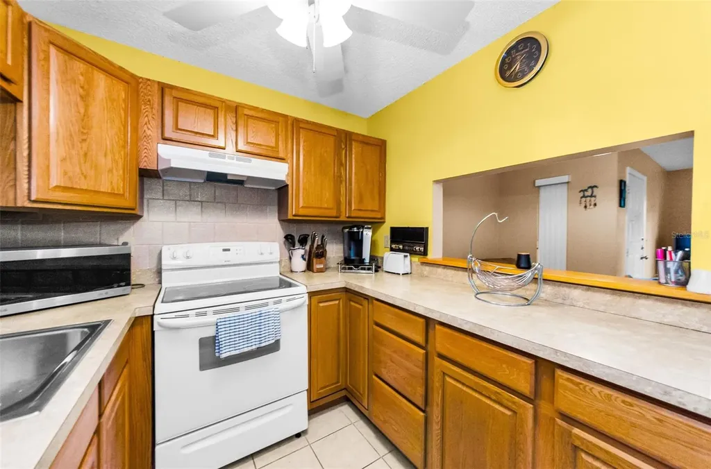 2575 Pine Ridge Way S Palm Harbor FL 34684