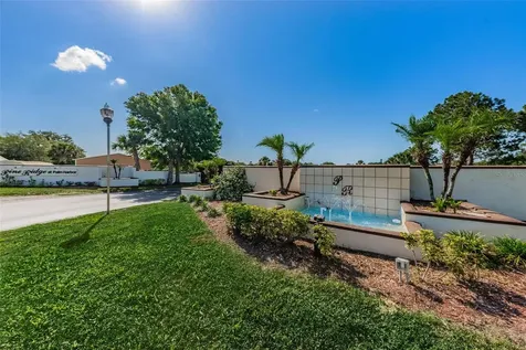 2575 Pine Ridge Way S Palm Harbor FL 34684