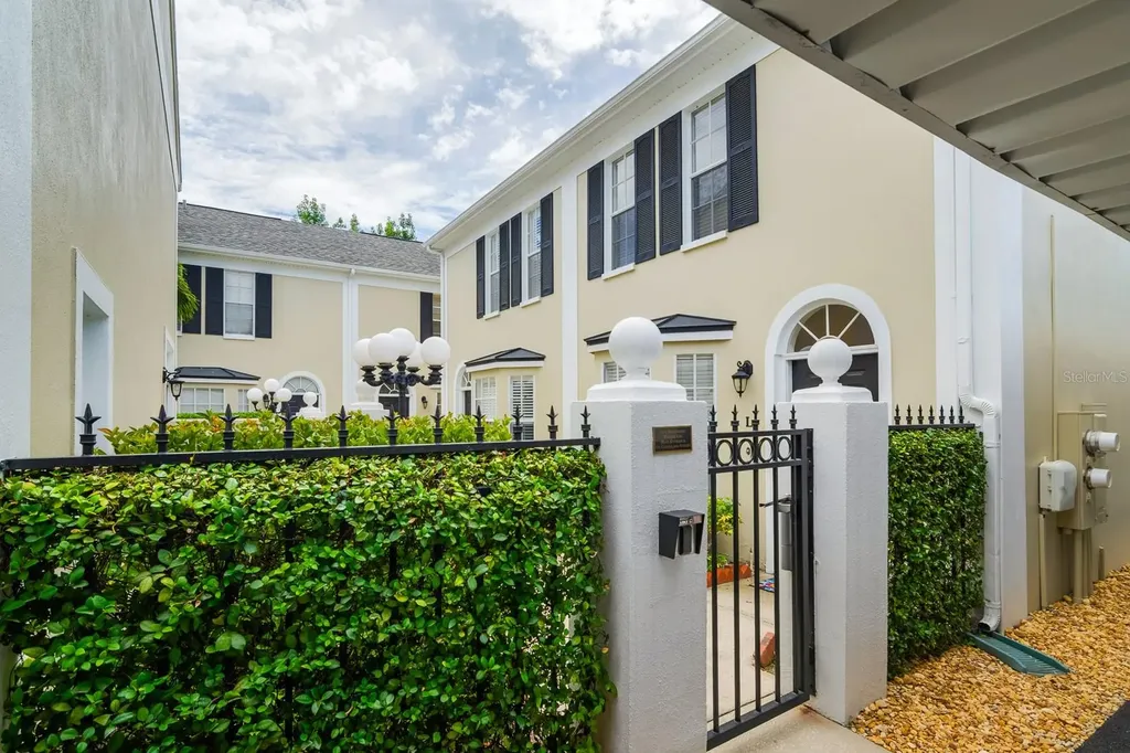 2802 W Cleveland Street Tampa FL 33609