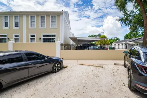 2802 W Cleveland Street Tampa FL 33609