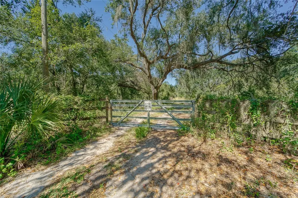 6930 Muck Pond Road Seffner FL 33584