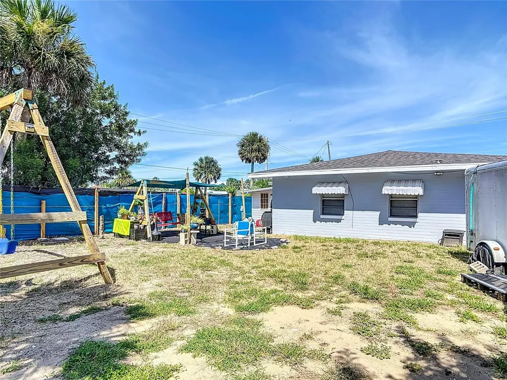 1517 N Grandview Avenue Daytona Beach FL 32118
