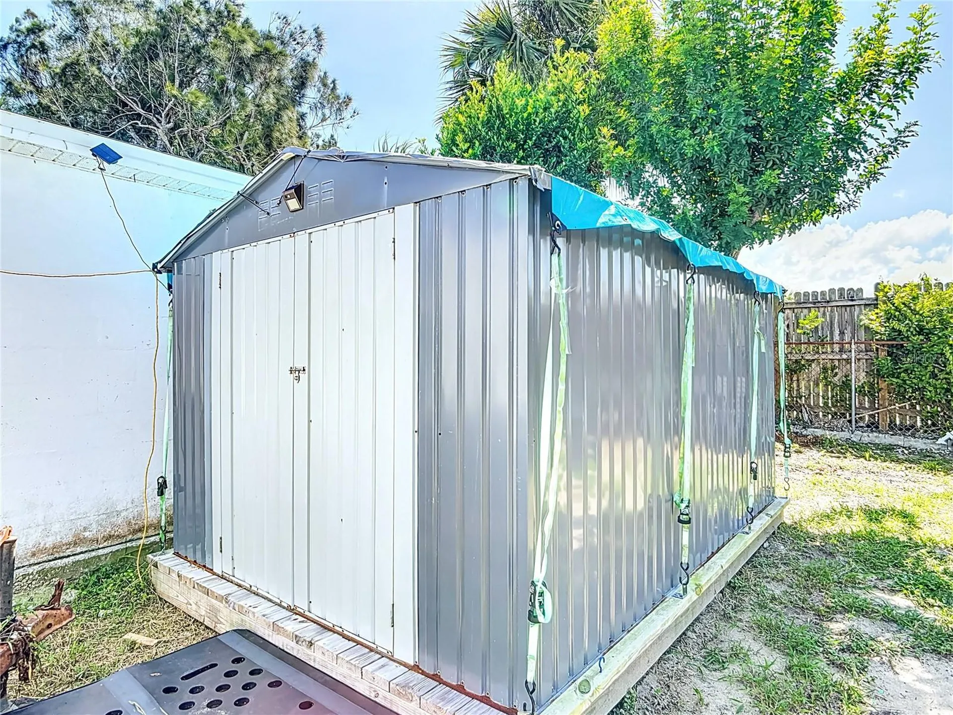 1517 N Grandview Avenue Daytona Beach FL 32118