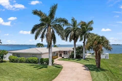 17 Country Club Road Cocoa Beach FL 32931